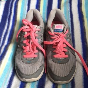 Nike Revolution 2 Women’s Size 6